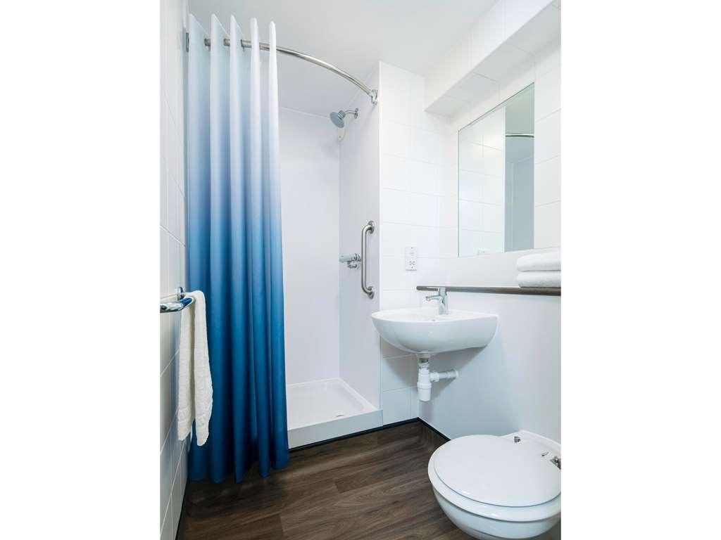Travelodge Newquay Seafront Exterior photo